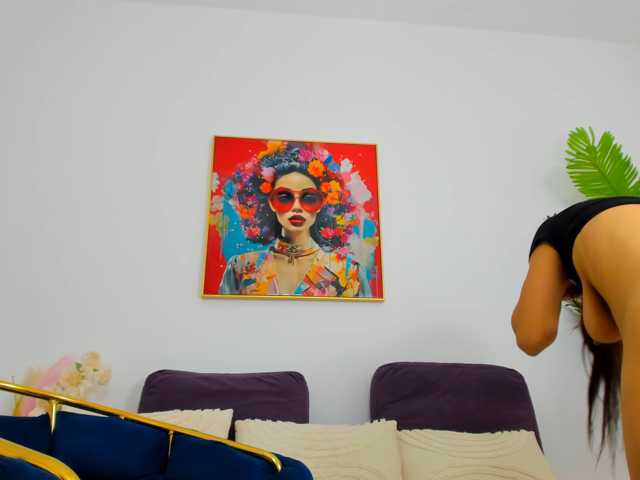 NicolleLexxy