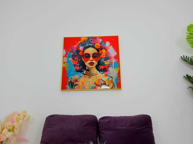 NicolleLexxy live cam on BongaCams