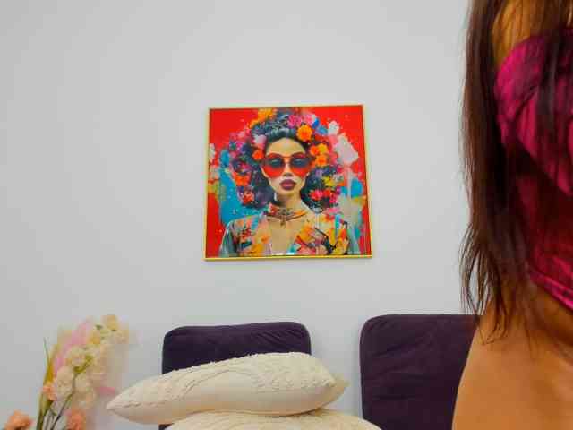NicolleLexxy