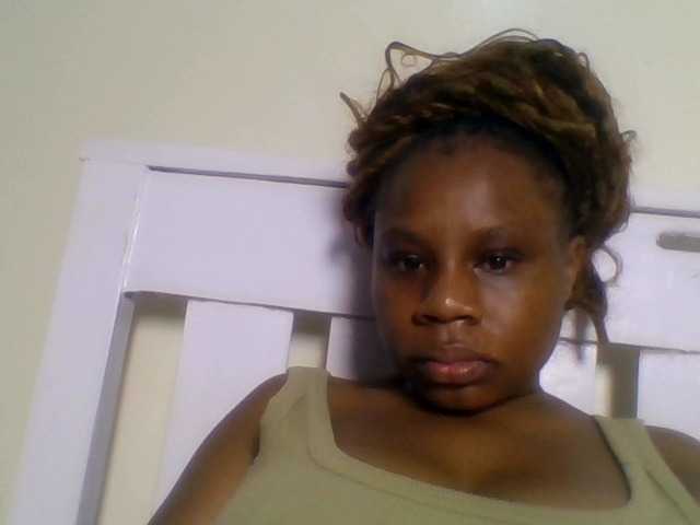 Ebonitah live cam on BongaCams