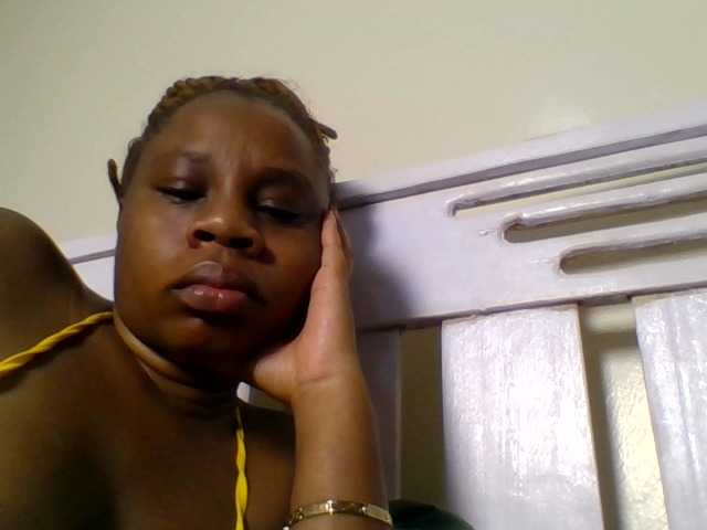 Ebonitah live cam on BongaCams