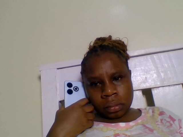 Ebonitah live cam on BongaCams