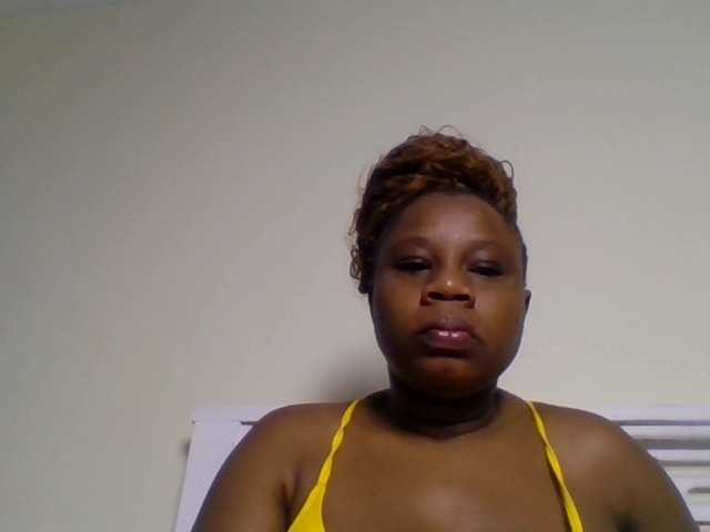 Ebonitah live cam preview