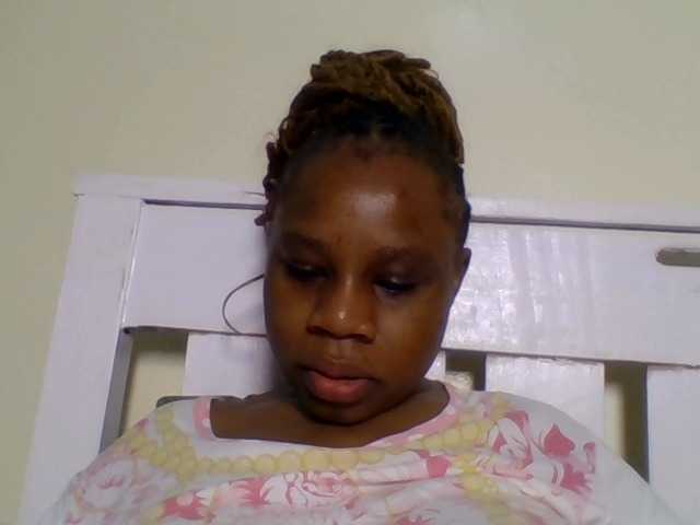 Ebonitah live cam on BongaCams