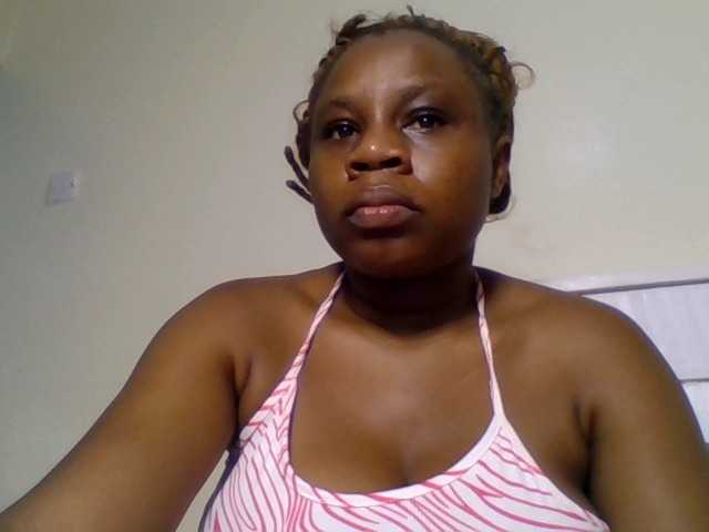Ebonitah live cam on BongaCams