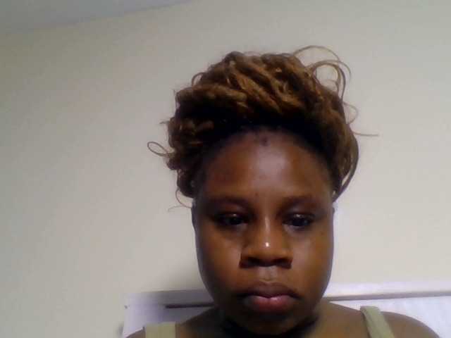 Ebonitah live cam on BongaCams
