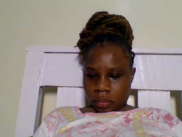 Ebonitah live cam on BongaCams