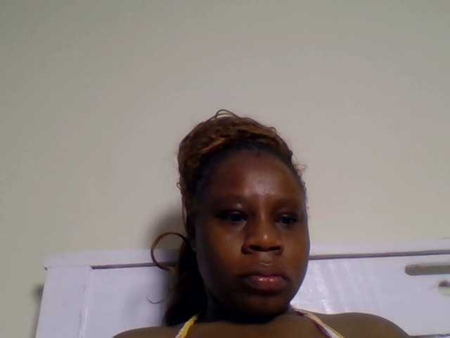 Ebonitah live cam on BongaCams