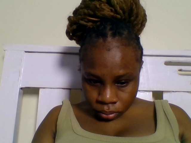 Ebonitah live cam on BongaCams