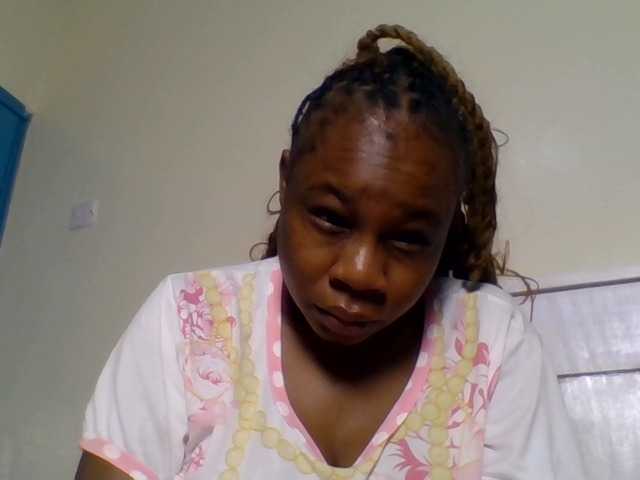 Ebonitah live cam on BongaCams