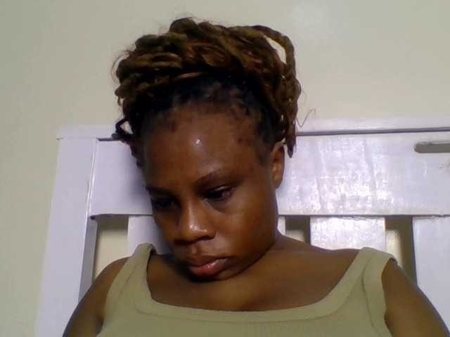 Ebonitah live cam on BongaCams