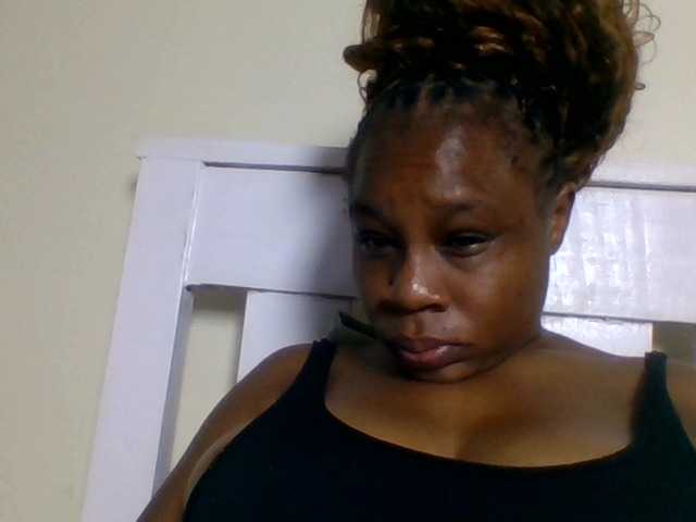 Ebonitah live cam on BongaCams