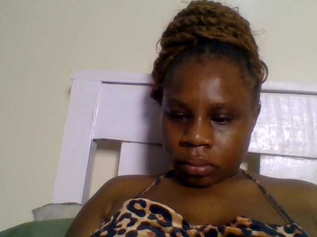 Ebonitah live cam on BongaCams