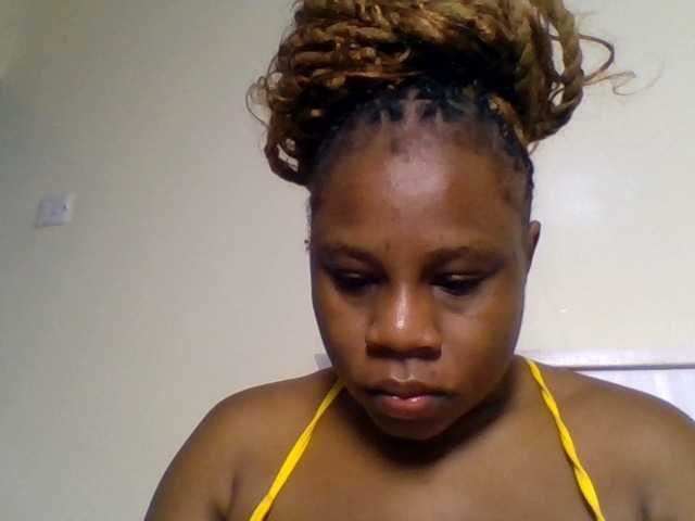 Ebonitah live cam preview