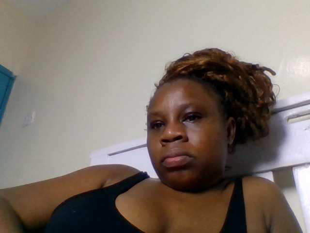 Ebonitah live cam on BongaCams
