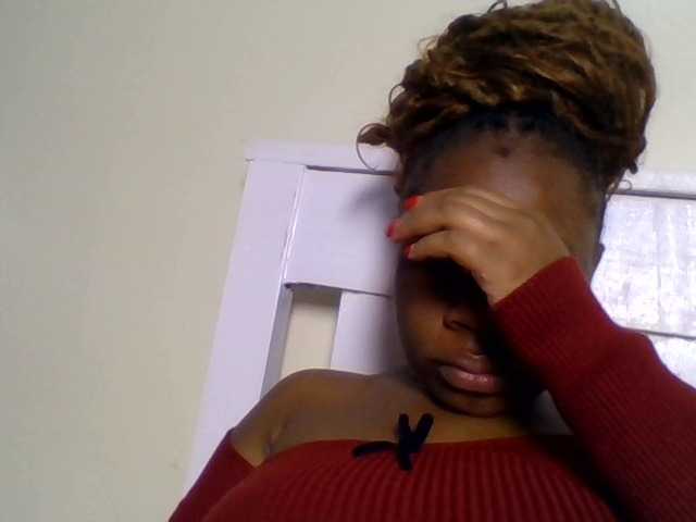 Ebonitah live cam on BongaCams
