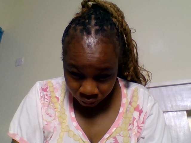 Ebonitah live cam on BongaCams