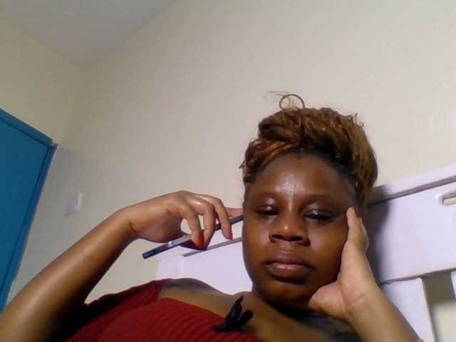 Ebonitah live cam preview