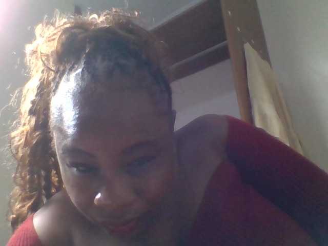Ebonitah live cam on BongaCams