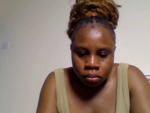 Ebonitah live cam preview