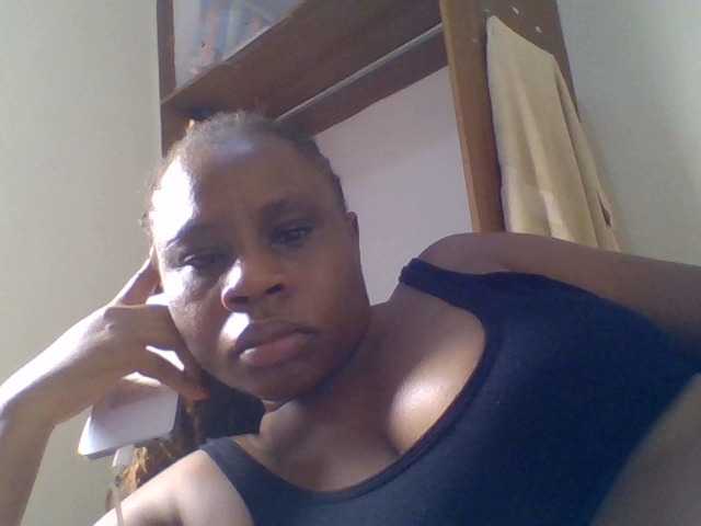 Ebonitah live cam on BongaCams