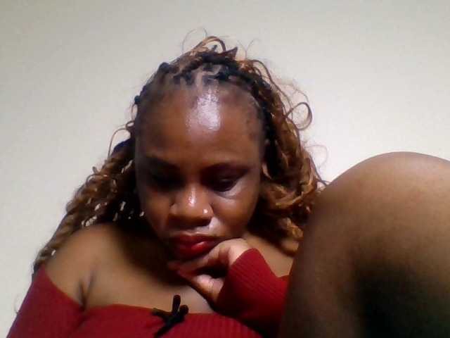 Ebonitah live cam on BongaCams