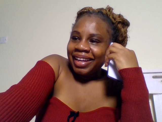 Ebonitah live cam on BongaCams