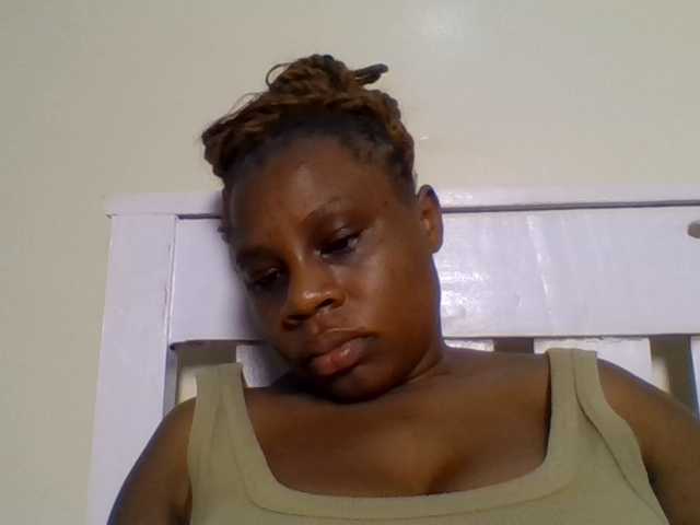 Ebonitah live cam on BongaCams
