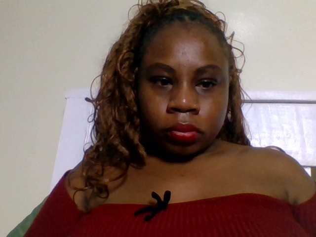 Ebonitah webcam bongacams model stream image