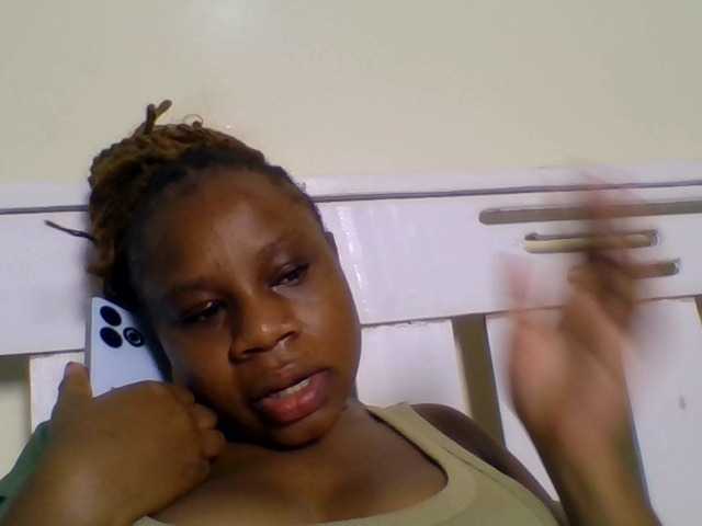 Ebonitah live cam on BongaCams