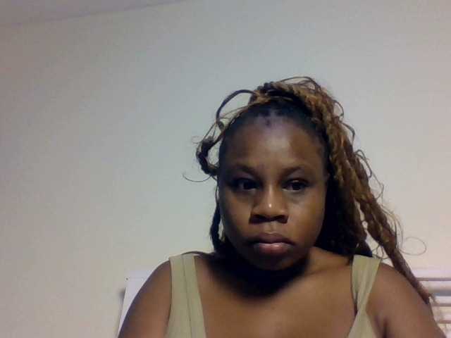 Ebonitah live cam on BongaCams