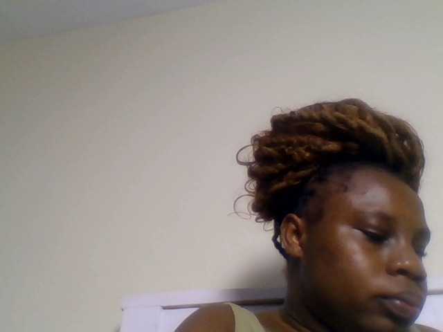 Ebonitah live cam on BongaCams