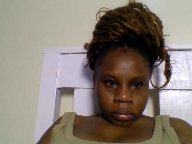 Ebonitah live cam preview