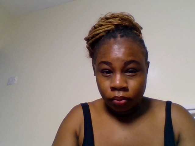 Ebonitah live cam on BongaCams