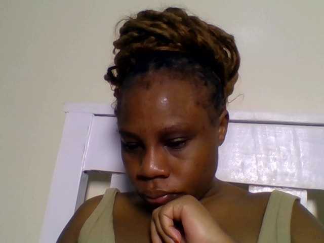 Ebonitah live cam on BongaCams