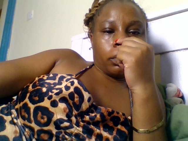 Ebonitah live cam on BongaCams