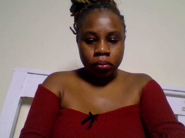 Ebonitah live cam on BongaCams