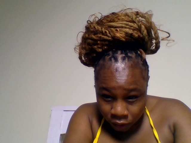 Ebonitah live cam preview