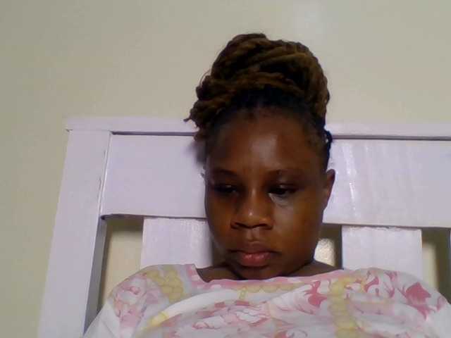 Ebonitah live cam on BongaCams