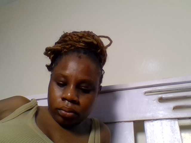 Ebonitah live cam on BongaCams