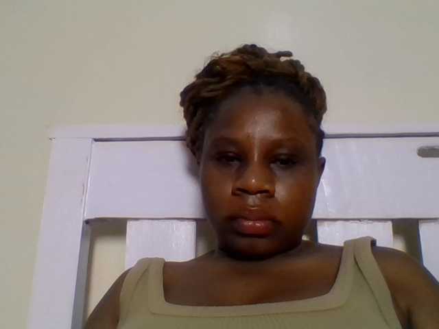 Ebonitah live cam on BongaCams