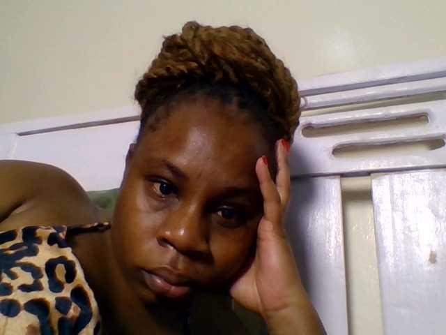 Ebonitah live cam on BongaCams