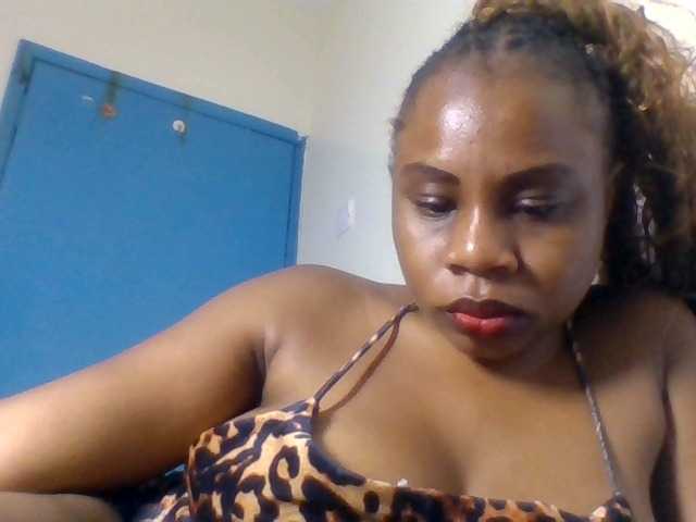 Ebonitah live cam preview