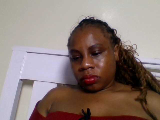 Ebonitah live cam on BongaCams