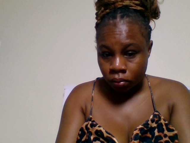 Ebonitah live cam