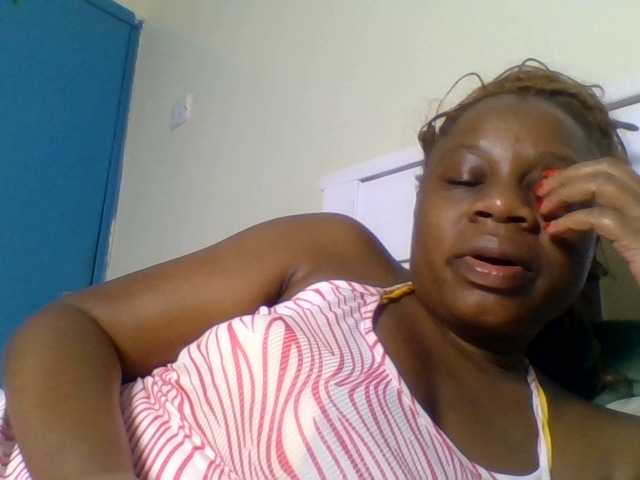 Ebonitah live cam on BongaCams