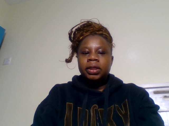 Ebonitah live cam preview