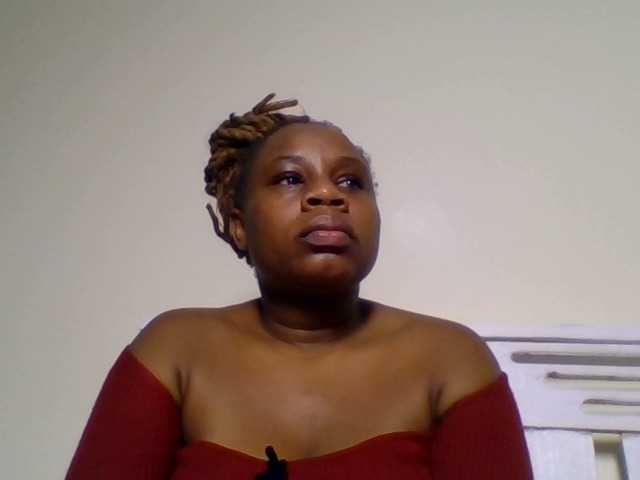 Ebonitah live cam on BongaCams