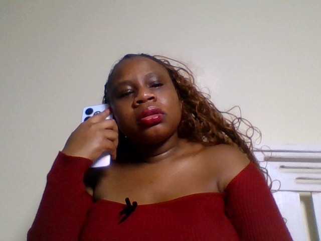 Ebonitah live cam preview