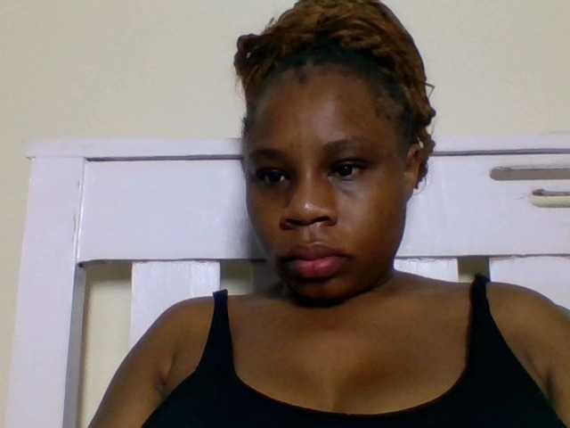 Ebonitah live cam on BongaCams